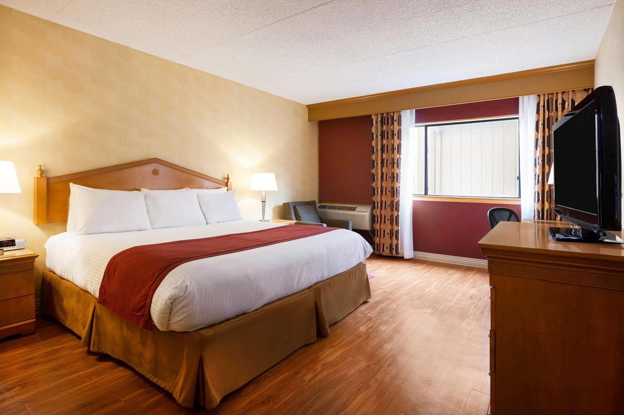 Ramada By Wyndham Toms River Eksteriør bilde